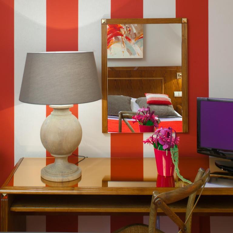 Logis Hotel & Restaurant - Lensotel Habitación foto